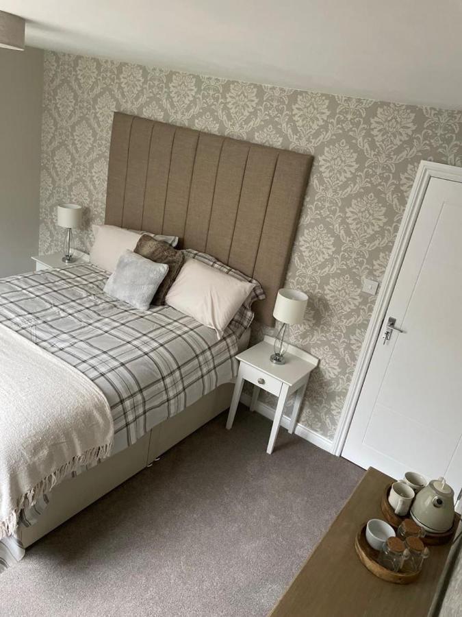 Woodland House B & B Уимборн-Минстер Экстерьер фото